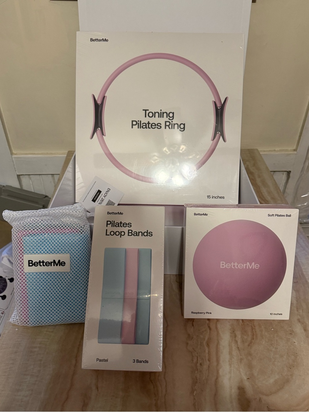 ‼️NWT AND GREAT DEAL‼️

BETTER ME ESSENTIALS PILATES KIT - Picture 2 of 7
